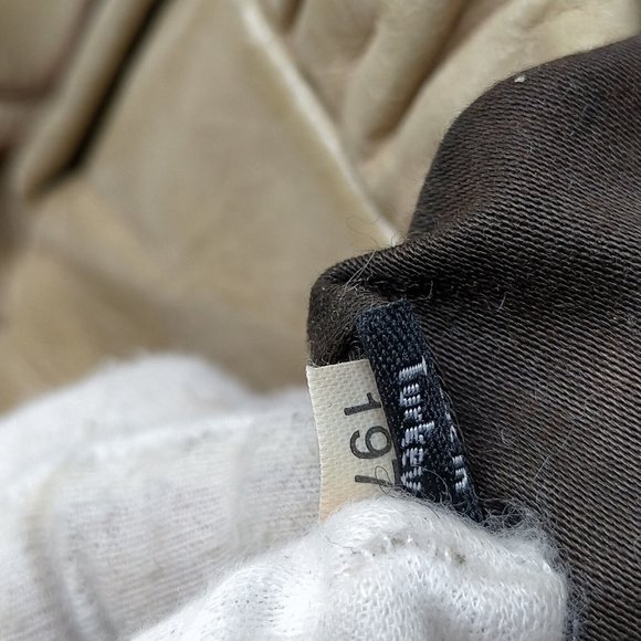 666114C V Miu Miu Crossbody Bag Beige Leather - Picture 8 of 9